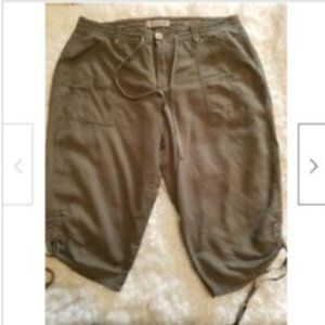 *SALE* Nine West Vintage America Women's Geen Capri Pans Size 6